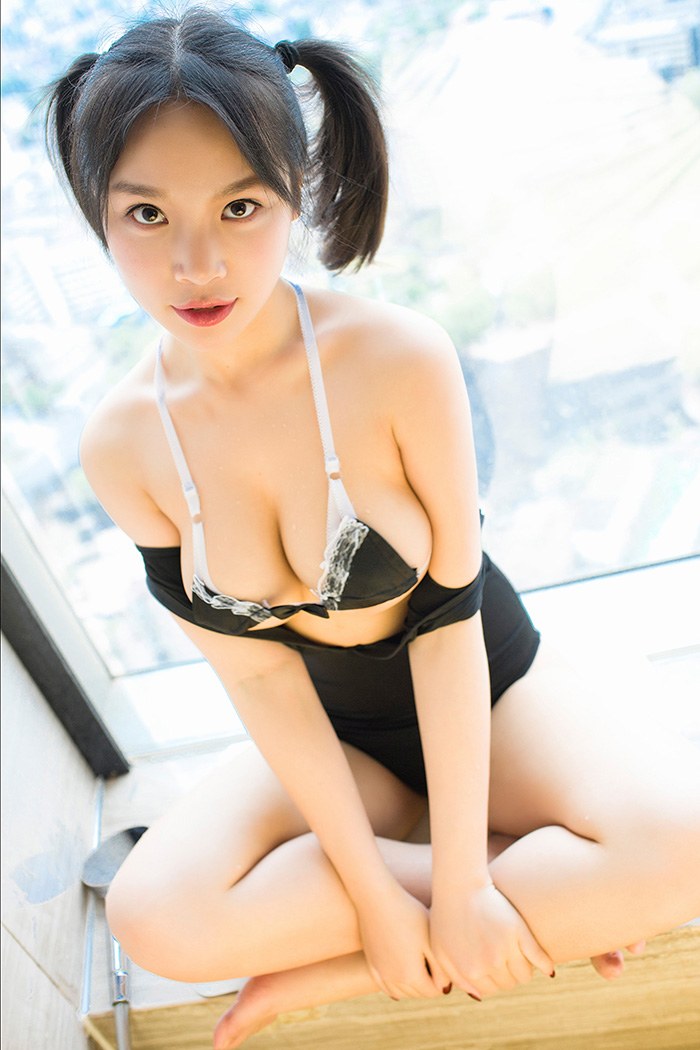 童颜巨乳小纯子浴室湿身香艳欲滴