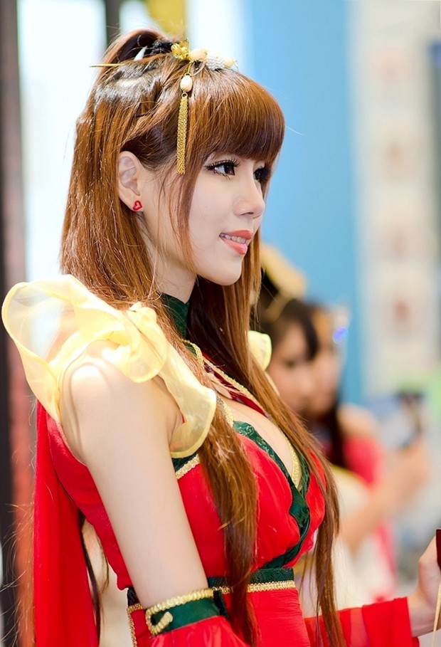 ChinaJoy2011标致美女大收藏