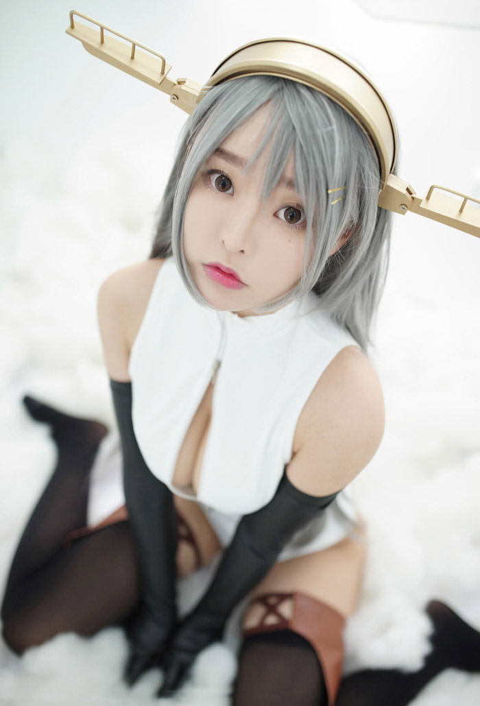 舰娘cosplay柳侑绮大胆开胸泳衣版